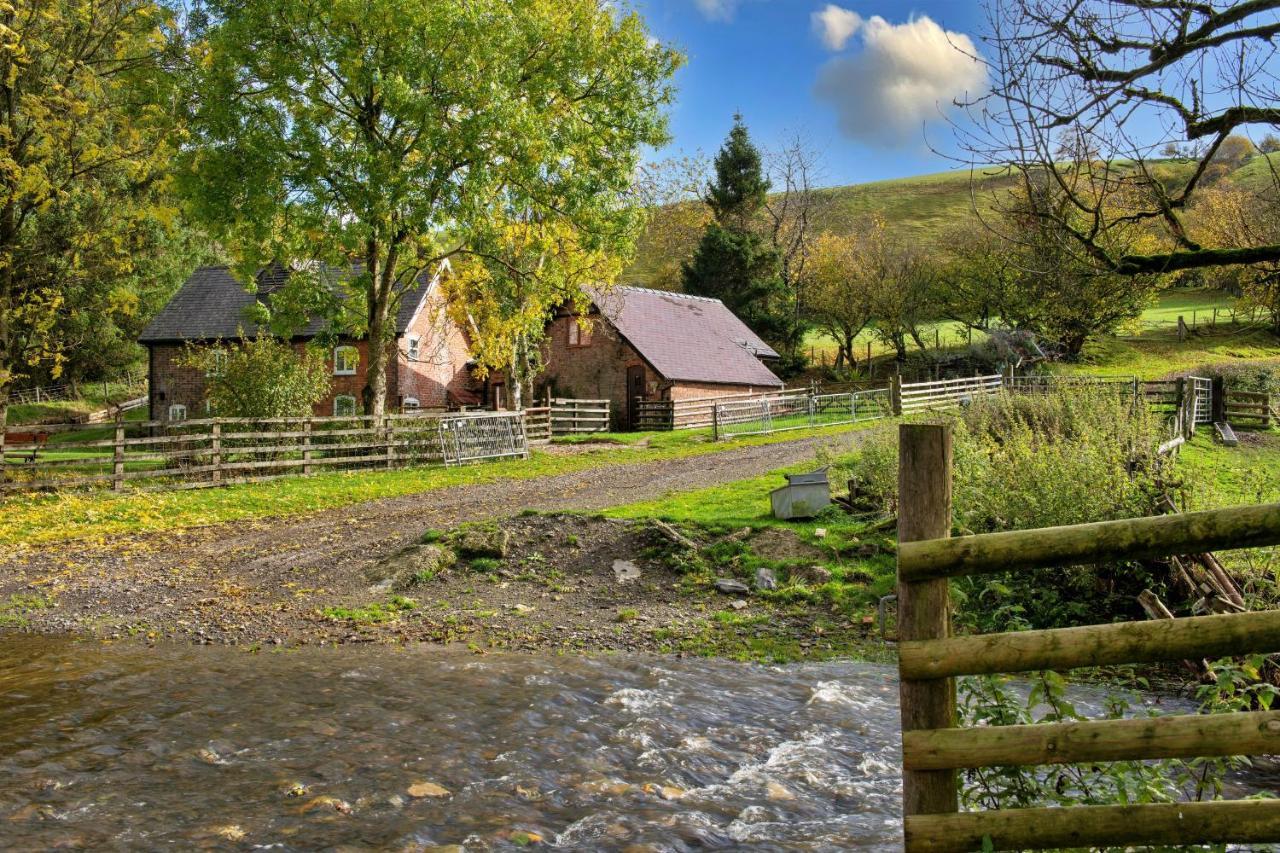 Finest Retreats - Great Cantal Granary Лландриндод-Уэлс Экстерьер фото