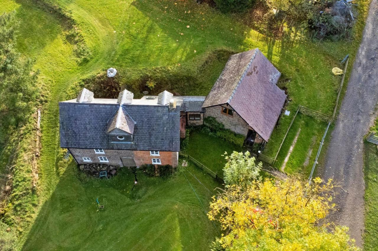 Finest Retreats - Great Cantal Granary Лландриндод-Уэлс Экстерьер фото