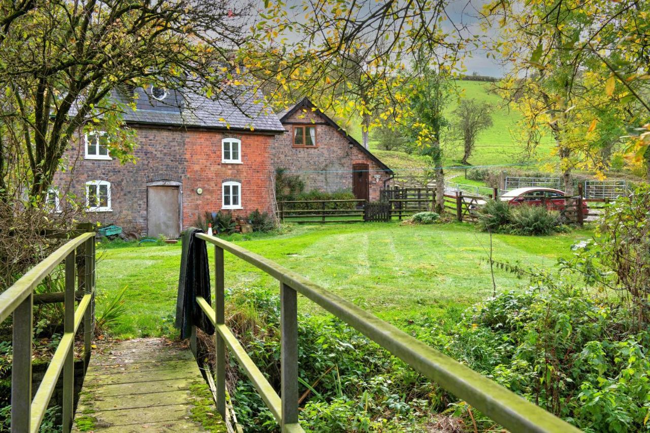 Finest Retreats - Great Cantal Granary Лландриндод-Уэлс Экстерьер фото